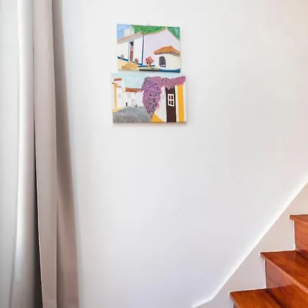 Great Duplex In Alfama With Ac Апартаменти Лісабон