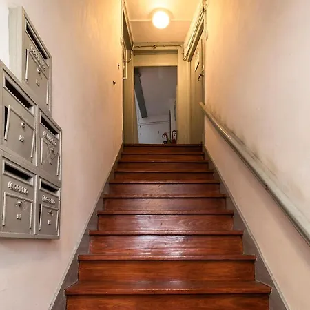 Great Duplex In Alfama With Ac Лісабон