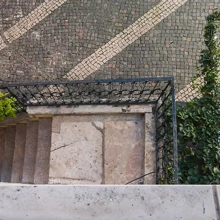 Great Duplex In Alfama *