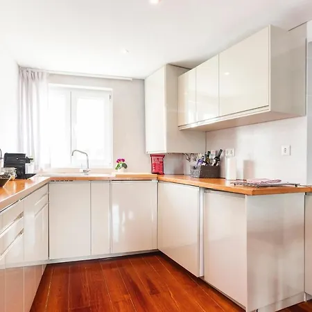 Great Duplex In Alfama
