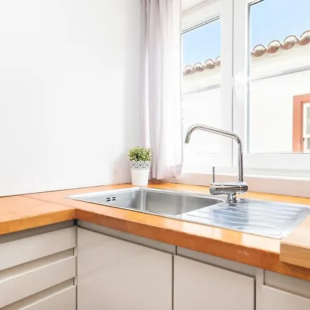 Great Duplex In Alfama *