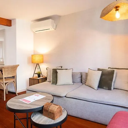 Апартаменти Great Duplex In Alfama With Ac *
