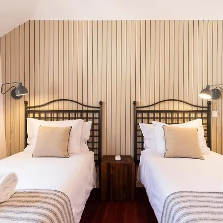Great Duplex In Alfama *