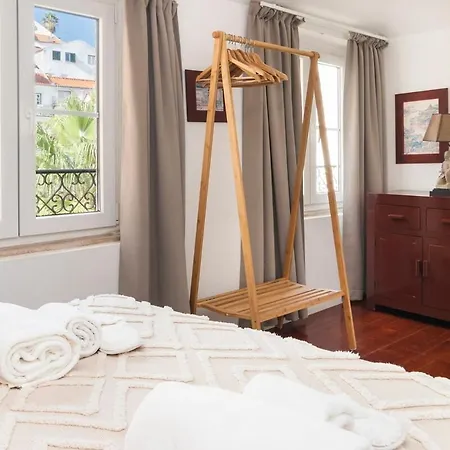 Great Duplex In Alfama With Ac Лісабон