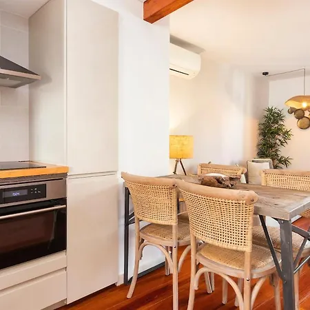 Great Duplex In Alfama *