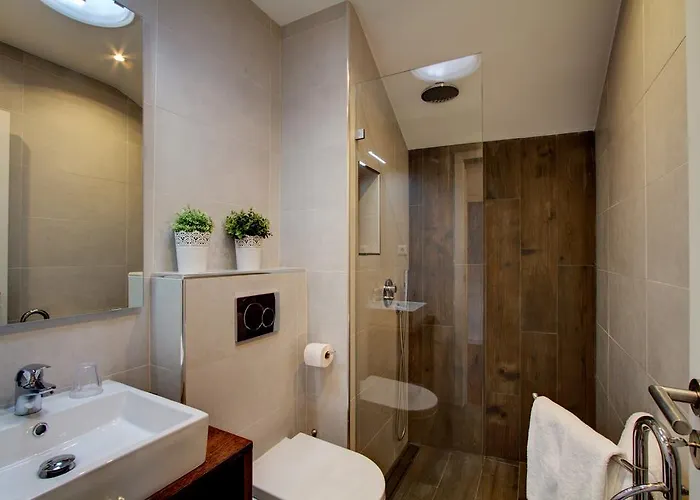 Great Duplex In Alfama *